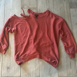 Cute sweater by Daytrip